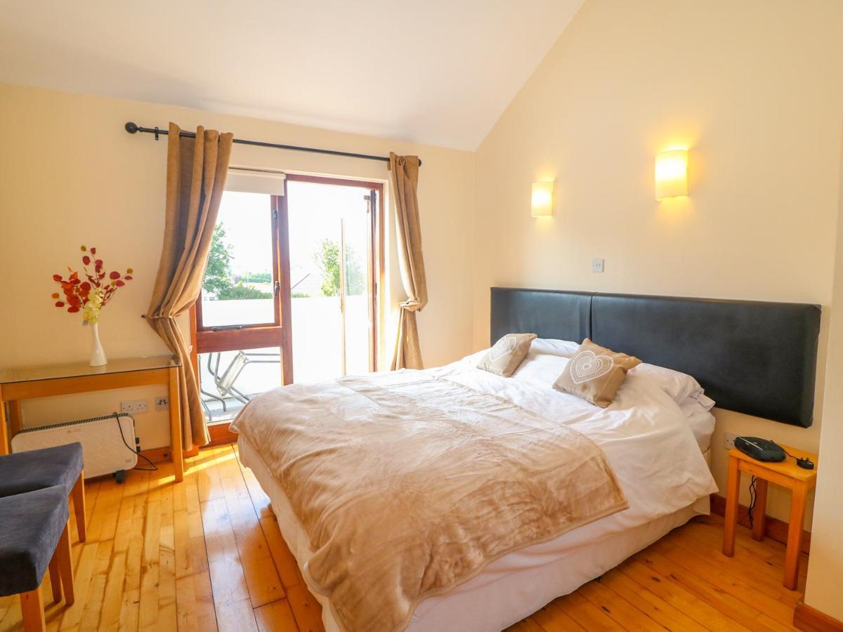 Villa 44 Youghal Kültér fotó